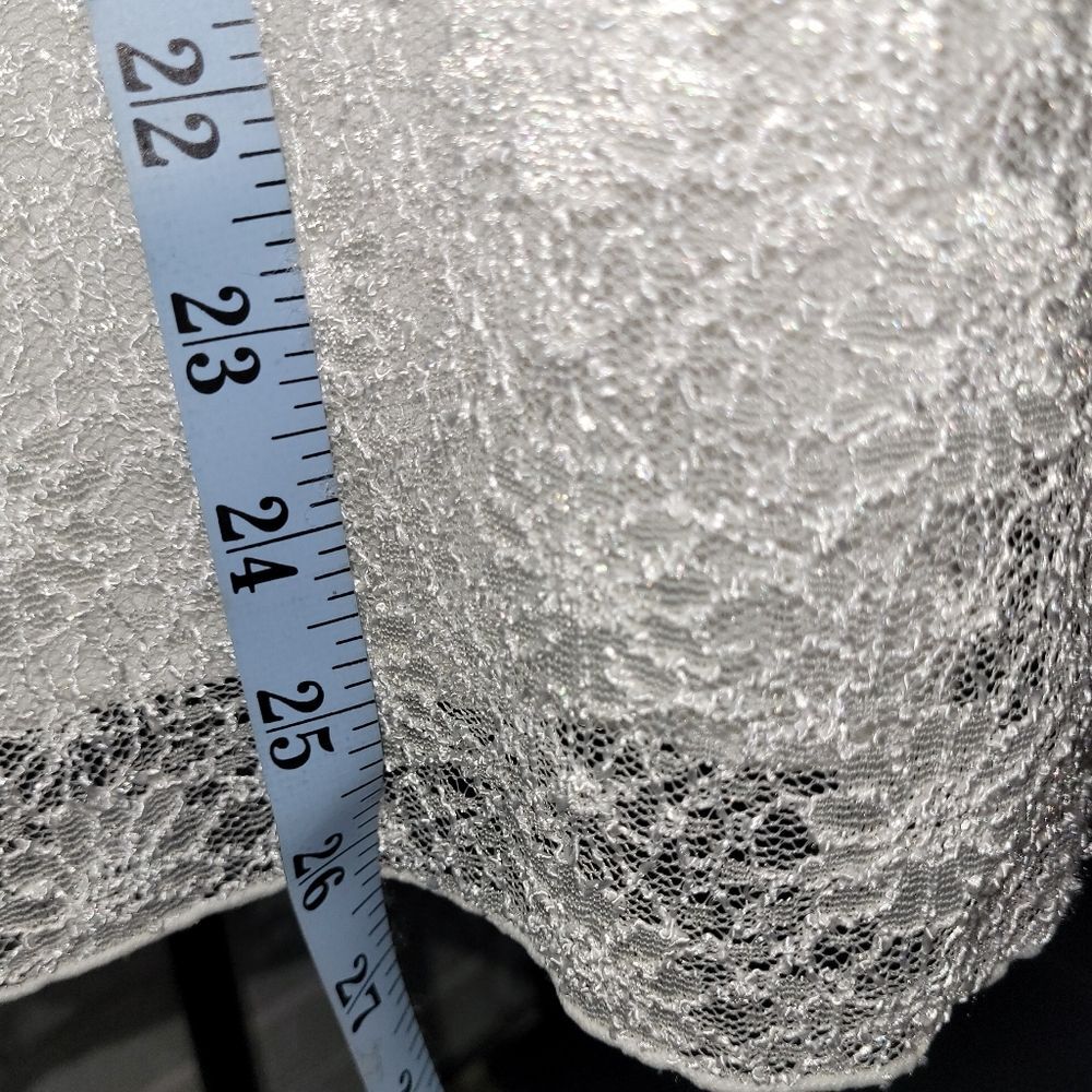 New With Tags Dressbarn Woman Plus Size 3X White Floral Lace Blouse Top - Picture 6 of 7